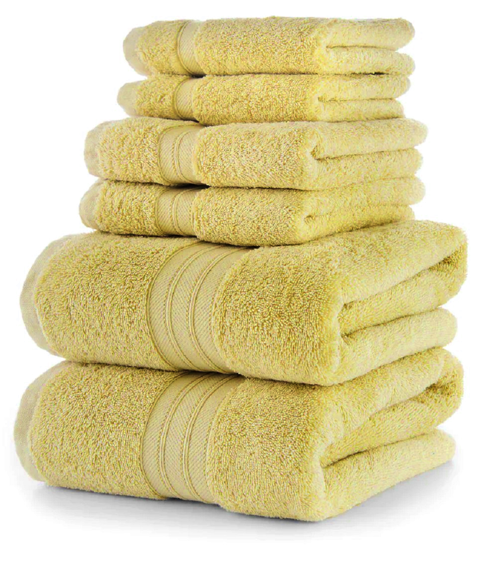 Treat Yourself to Luxury With This 4 Piece Super Soft 800 GSM Towel Set